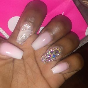 Meet your Posher, Alanda